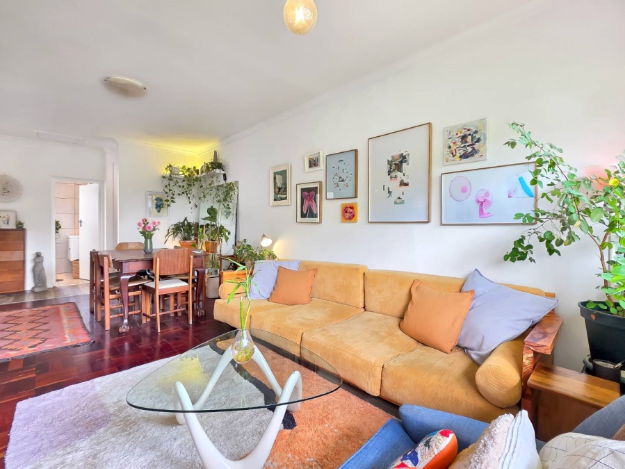 2 Bedroom Property for Sale in Sea Point Western Cape